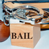 Bail5